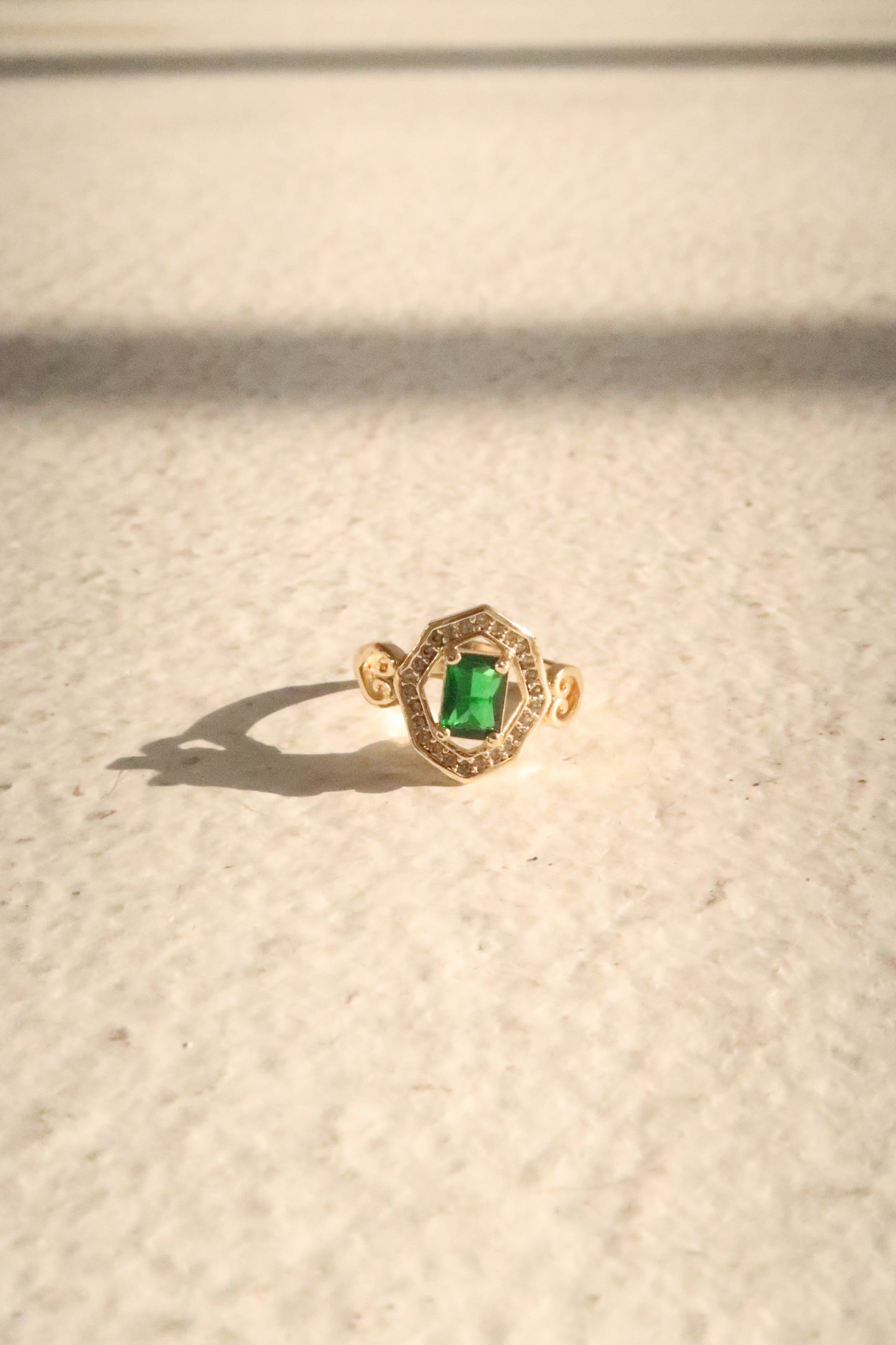 Sweet pea 18K Ring