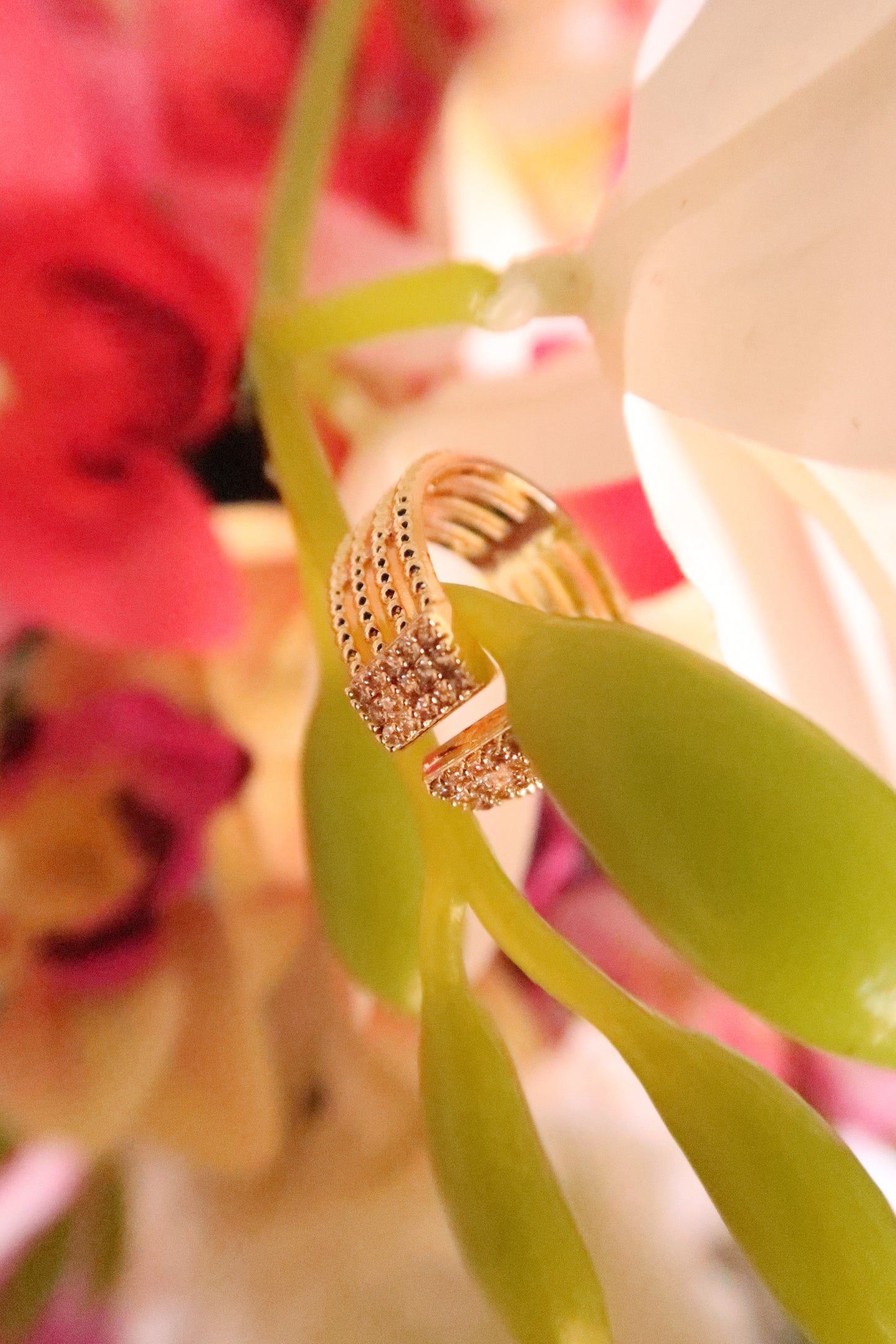 Jenesis 18K Ring