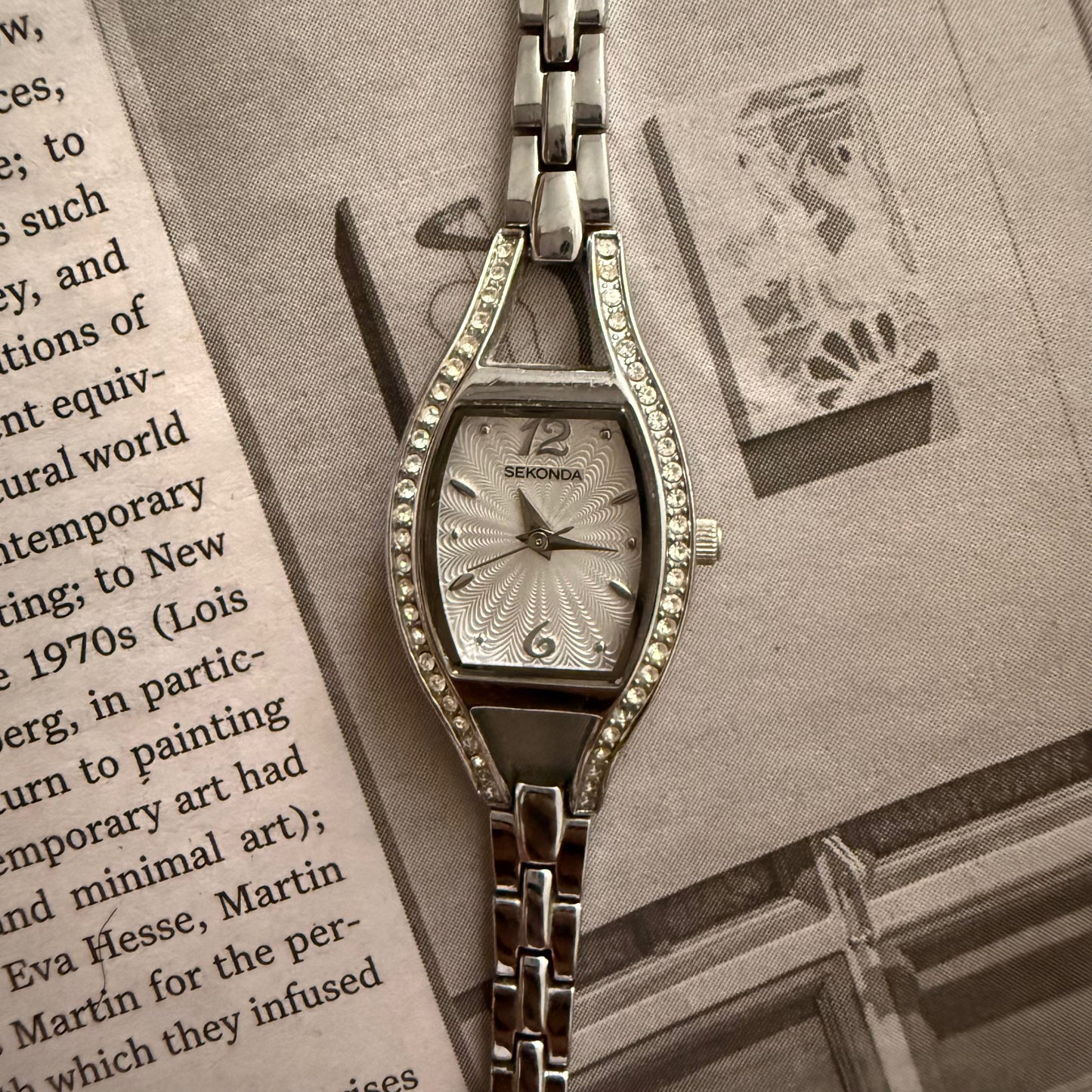 Silver slim embellished eye watch