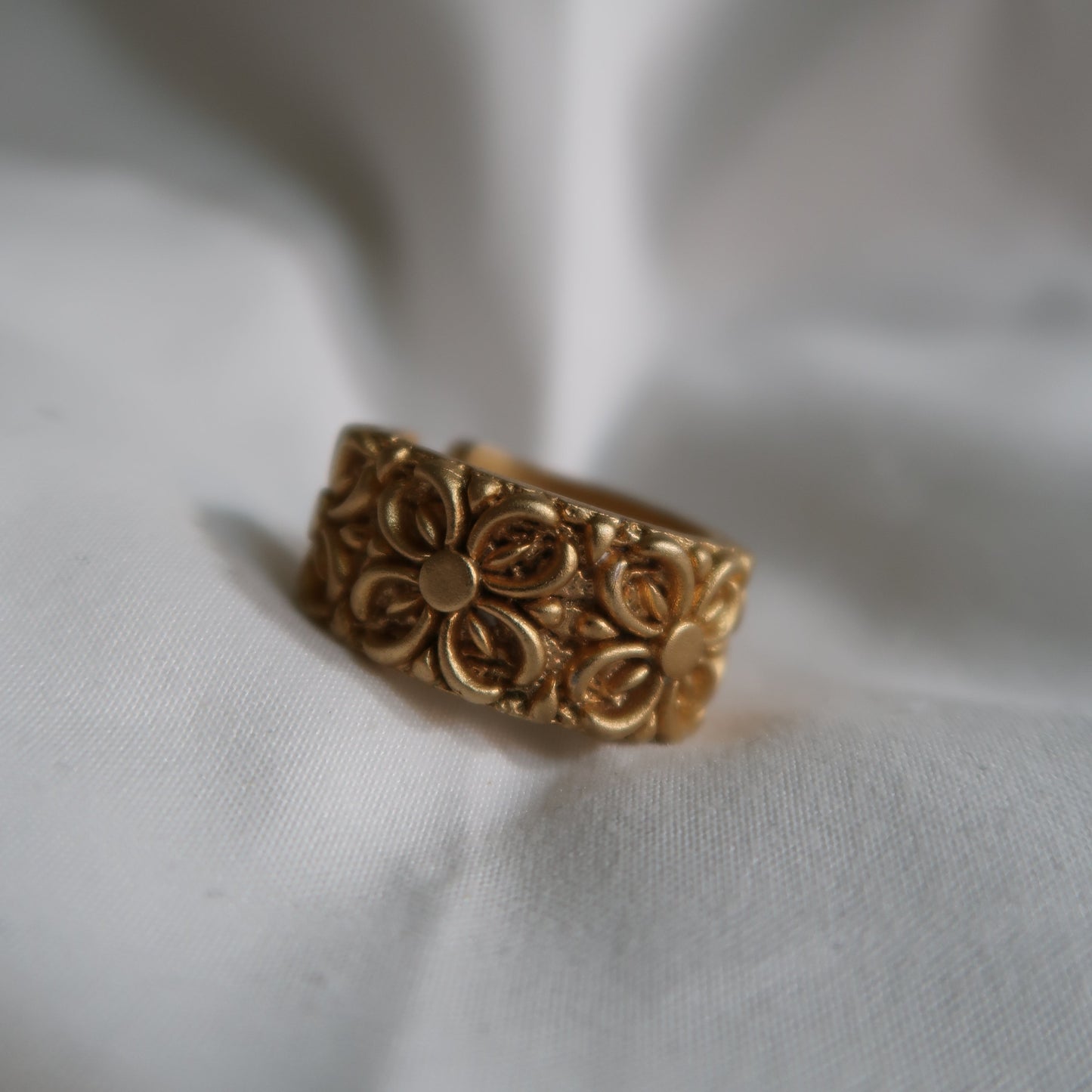 Ila 21K Ring