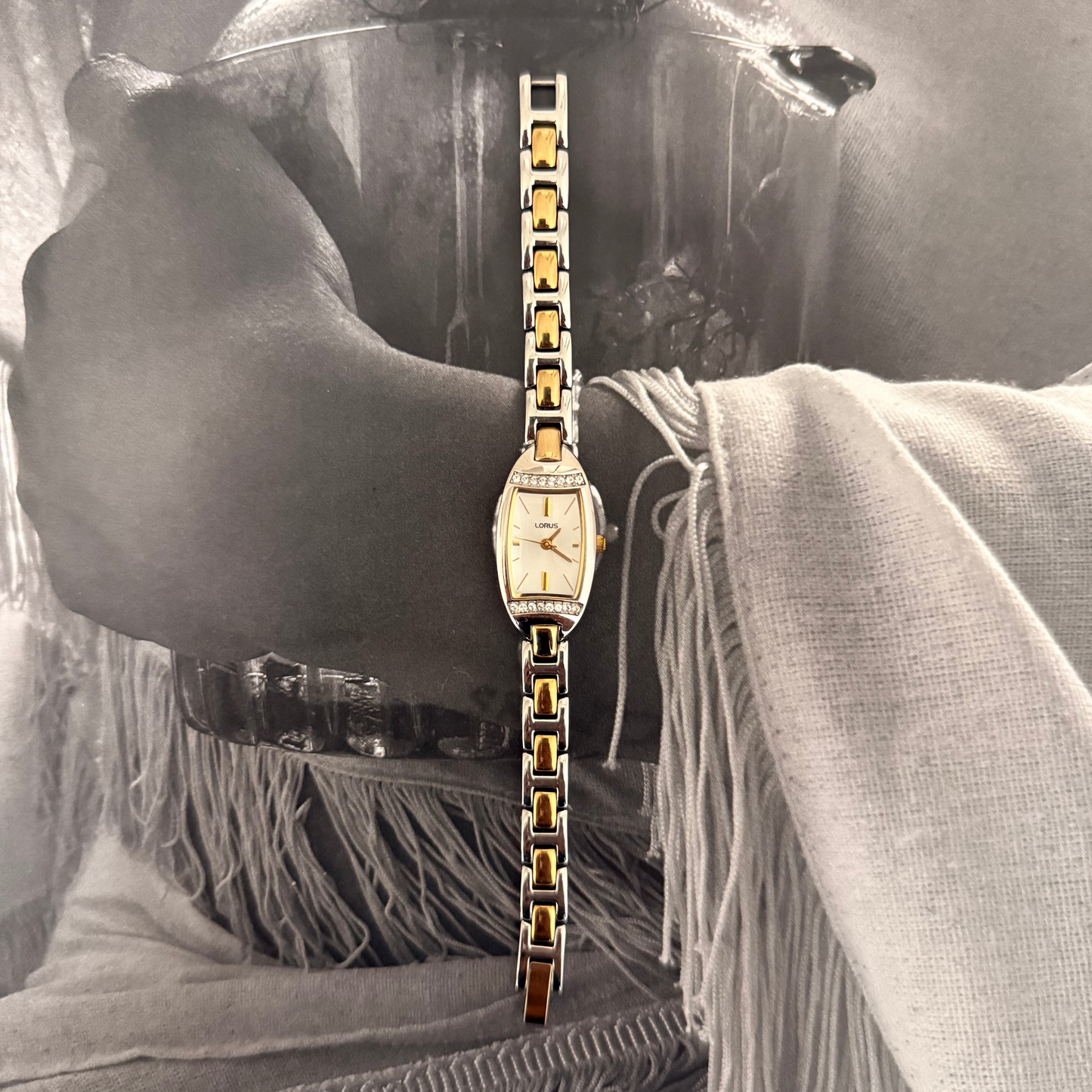 Two tone oval chain band watch