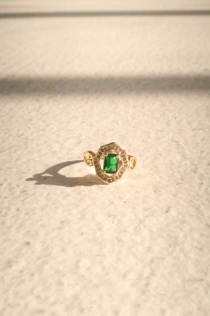 Sweet pea 18K Ring