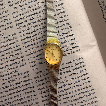 Two tone slim circle minimal watch