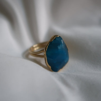 Azur 18K Ring