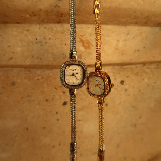 Uma watch